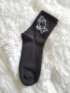 6 God Payer Socks photo review