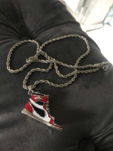 Jordan 1 Pendant Chain photo review